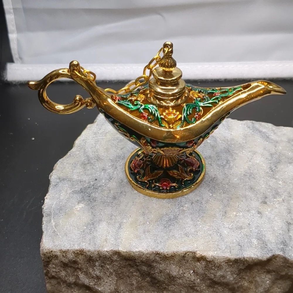 Dubai Genie Aladdin "Mini" Lamp Genie Style Decoration - Picture 1 of 7